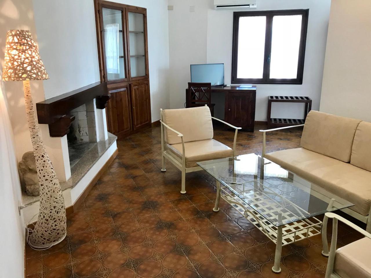 Hotel Su Meriagu Капитана Екстериор снимка